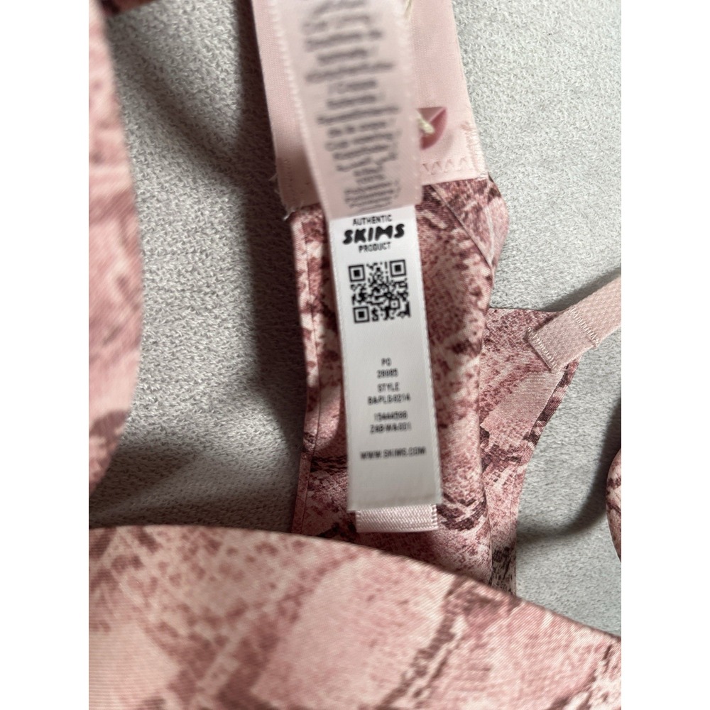 SKIMS Ultimate Push Up Plunge Bra Women's 34B Rose Pastel Snake Print NWT - Picture 4 of 6